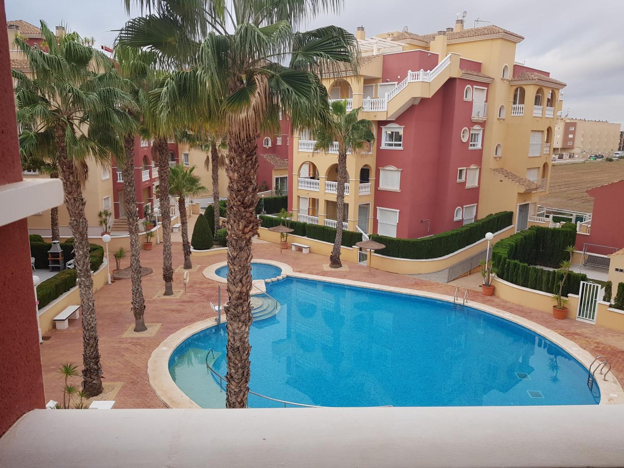 Spacious 3 Bedroom 2 Bathroom Apartment - Puerto Marina Complex 로스알카자레스 외부 사진