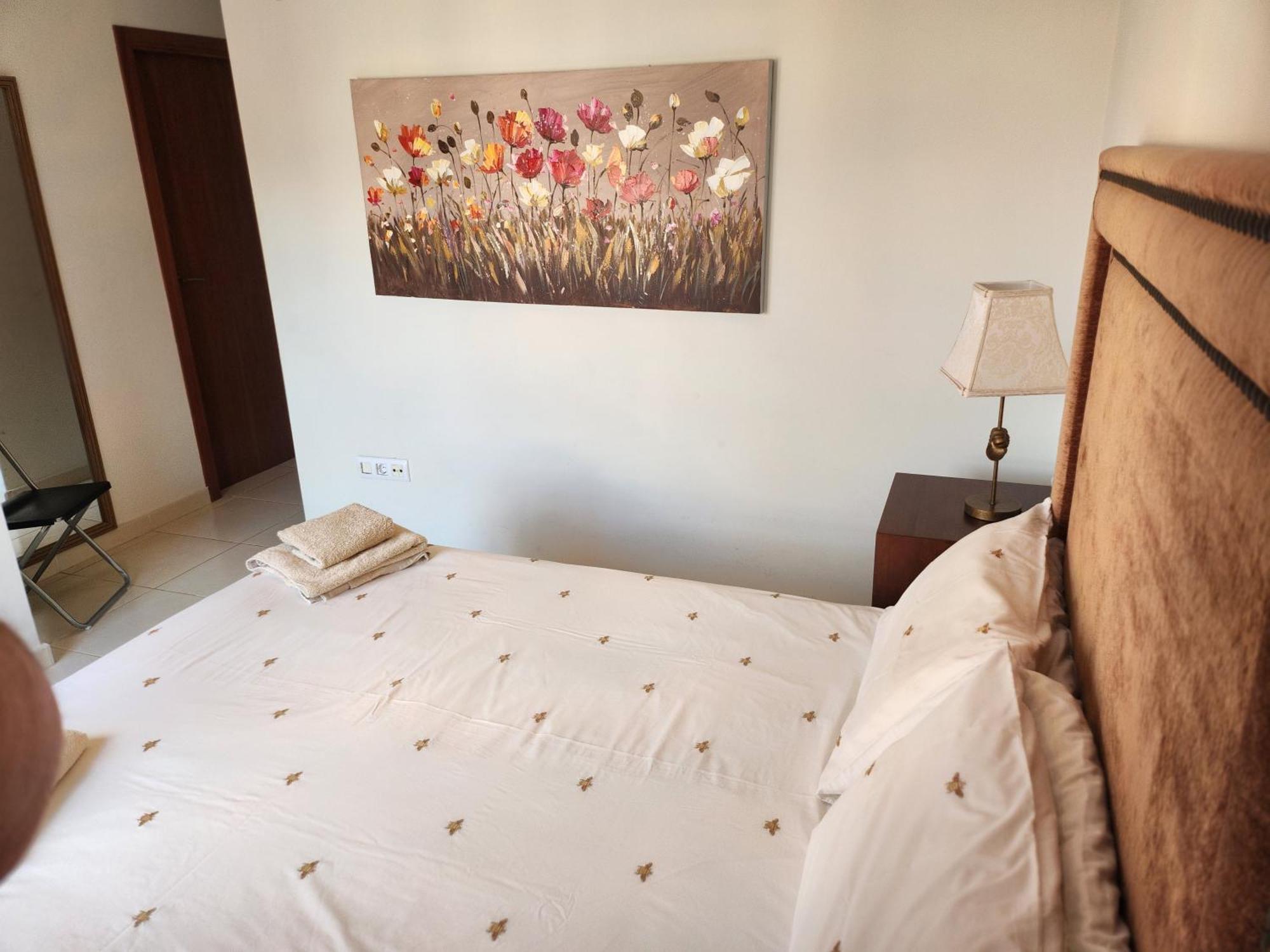 Spacious 3 Bedroom 2 Bathroom Apartment - Puerto Marina Complex 로스알카자레스 외부 사진
